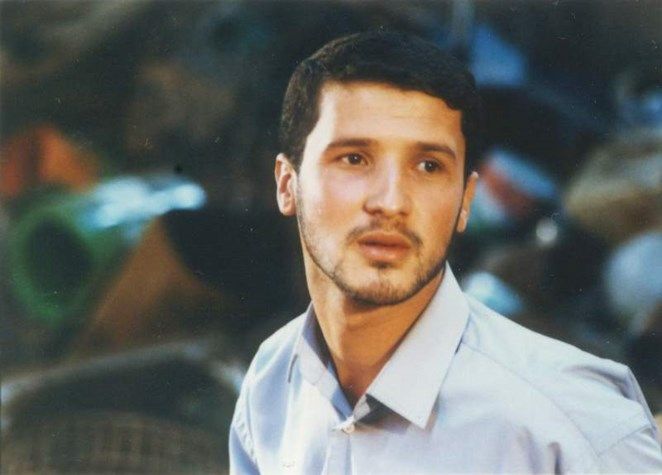 زیر نور ماه