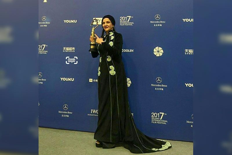 گلاب آدينه برنده بهترين بازيگر نقش اول جشنواره فيلم پکن