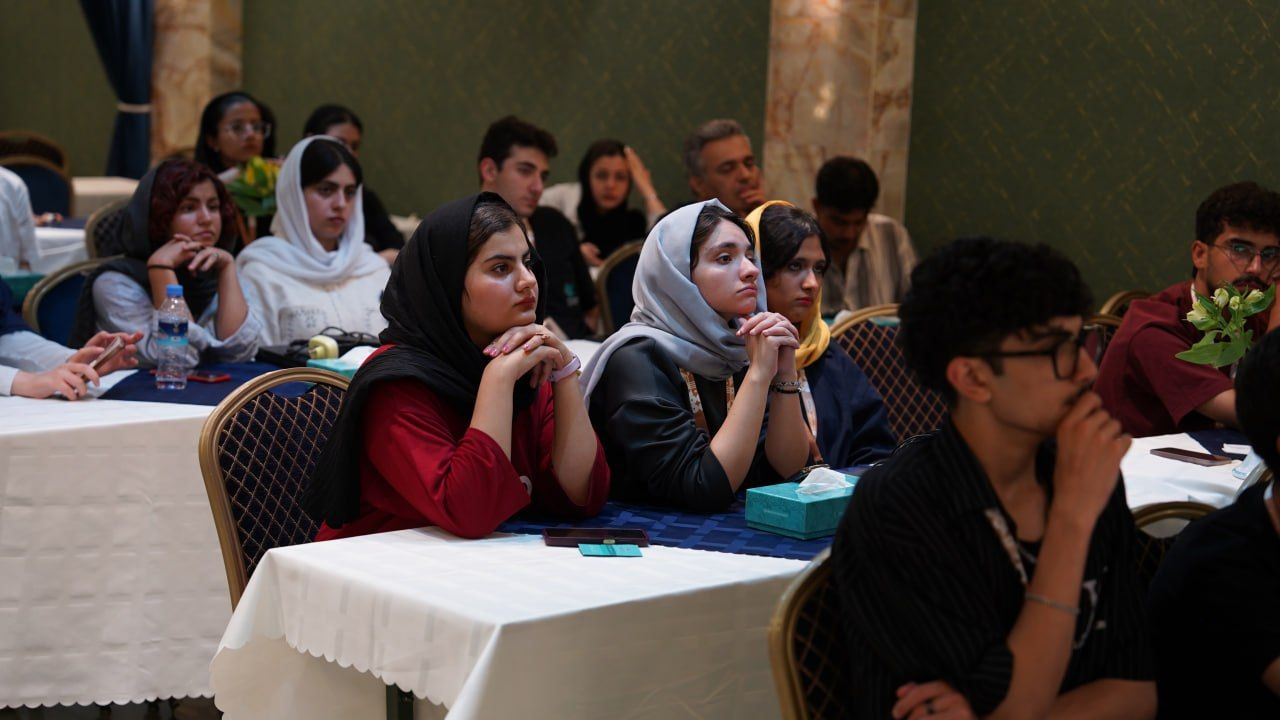 arash moayerian olampiad 9 (6).jpg