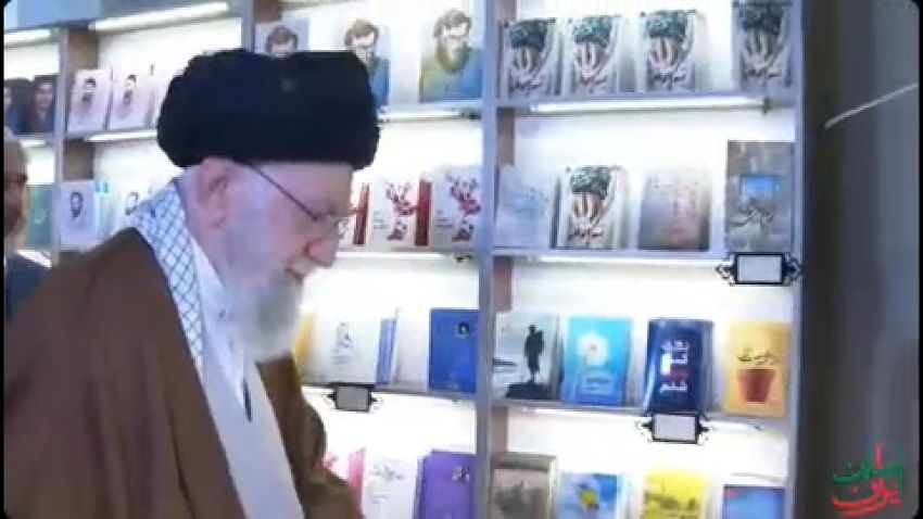کلیپی از دیدارهای رهبر شهید انقلاب با هنرمندان، اهالی فرهنگ و سینماگران و بازدید از نمایشگاه کتاب