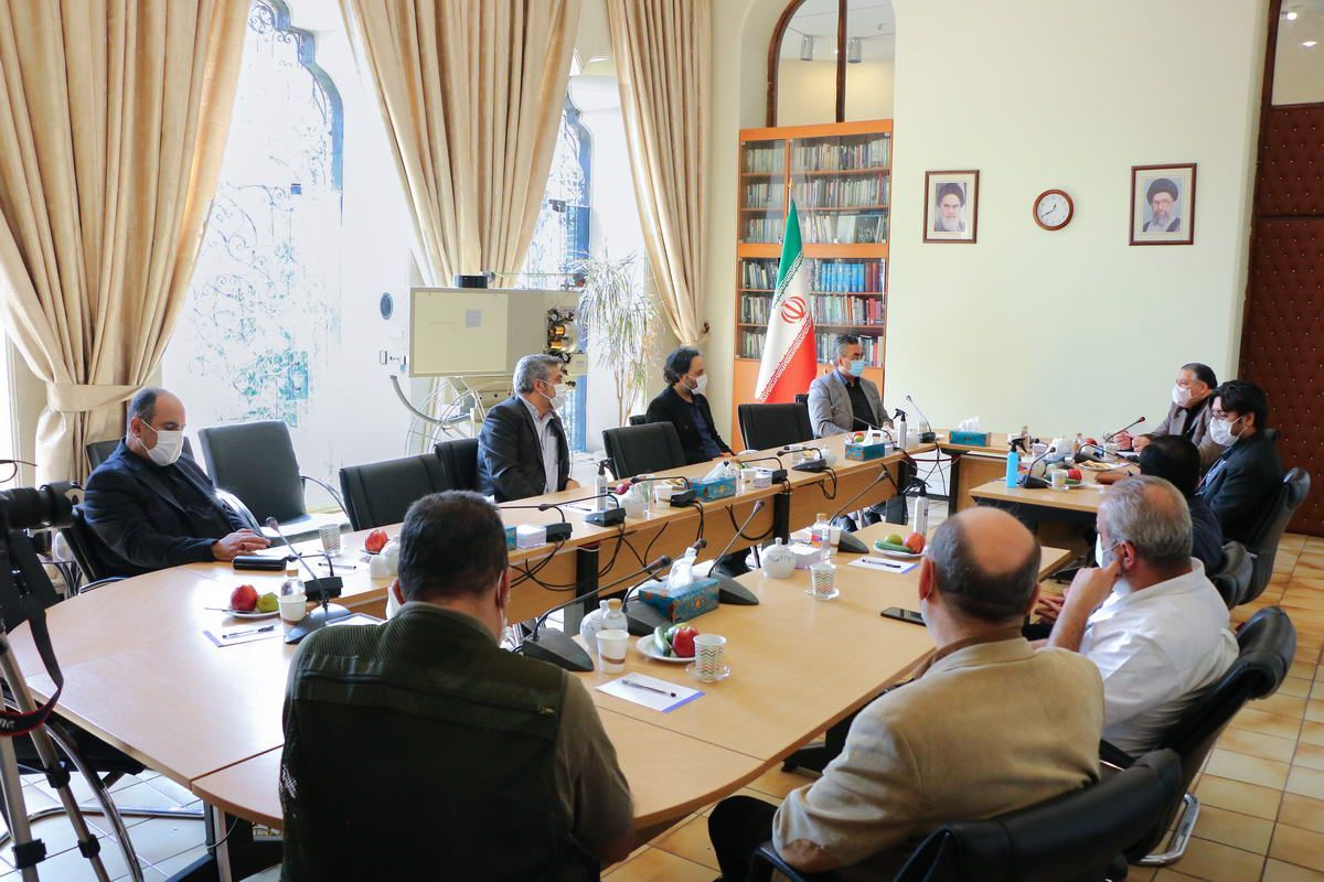 تابش: شعار جشنواره33 از زندگی با سینما در شرایط کرونایی می‌گوید/ جهانپور: امسال «کروناروایت» بخشی از رویدادهای مهم سینمایی خواهد بود