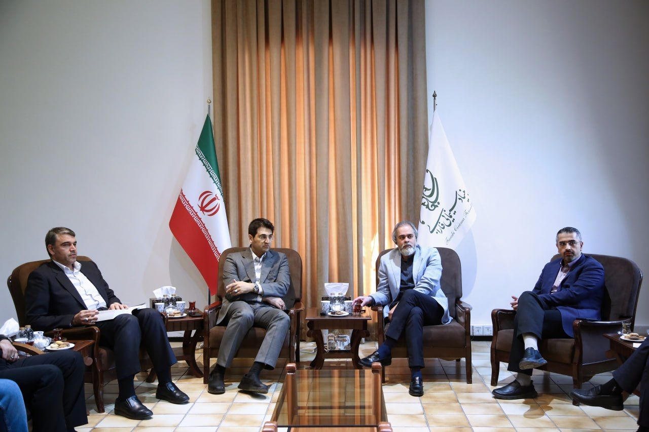 گزارش تصویری نشست مشترک مدیران سازمان سینمایی کشور و سازمان امور مالیاتی کشور به میزبانی بنیاد سینمایی فارابی | 22 شهریور 1405