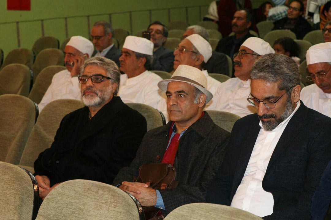 اکران و نشست وگفتگو باعوامل فيلم \"سرو زير آب\" در يزد