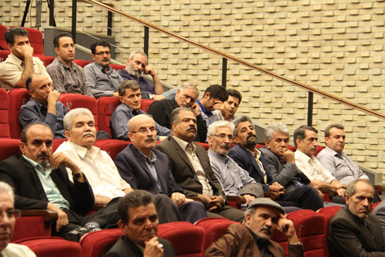 عليرضا تابش: ترويج اميد و آگاهي ملاک ايثارگري در اين زمانه است