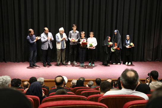 برگزيدگان توليد، پخش و اکران سينماي کودک در سال ?? تجليل شدند