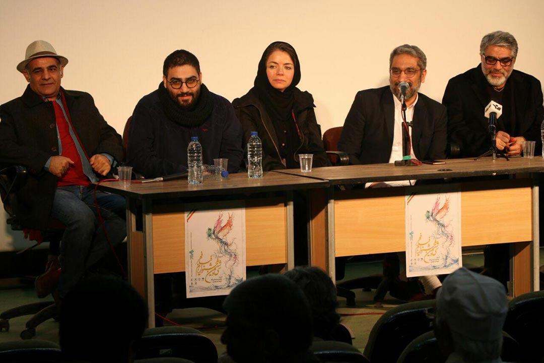 اکران و نشست وگفتگو باعوامل فيلم \"سرو زير آب\" در يزد