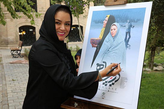 تابش: سينما صدا و تصوير ملت ايران است/بنياد سينمايي فارابي حامي سينماي مقاومت است