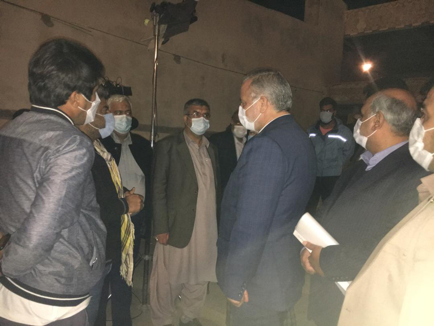 فیلمبرداری «لیپار» در چابهار ادامه دارد / بازدید استاندار سیستان وبلوچستان از پشت‌صحنه فیلم/ تلاش برای ارائه به فجر۳۹