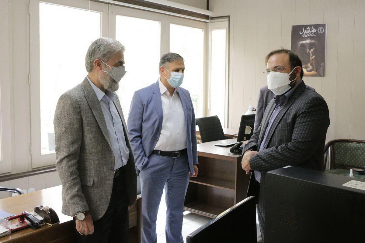 مدیرعامل بنیاد سینمایی فارابی از دبیرخانه جشنواره فیلم فجر بازدید کرد