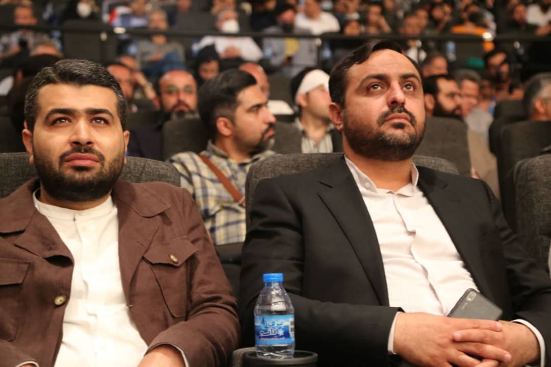 حركت قطار اكران «بدون قرار قبلی» از مشهد مقدس/ ادای احترام به استاد بزرگ بازیگری خراسان/ كمپين بزرگ سينمای ايران برای امام رضا (ع)