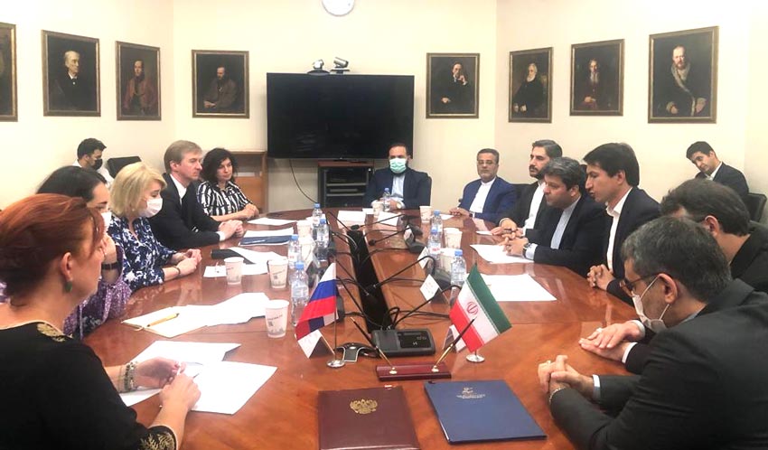 سینما کوتاهترین مسیر برای شناخت ملت‌ها است/ پیشنهاد برگزاری جشنواره فیلم خزر و اکران فیلم‌های ایرانی در سینماها و پلتفرم‌های روسیه/ امضا تفاهمنامه همکاری