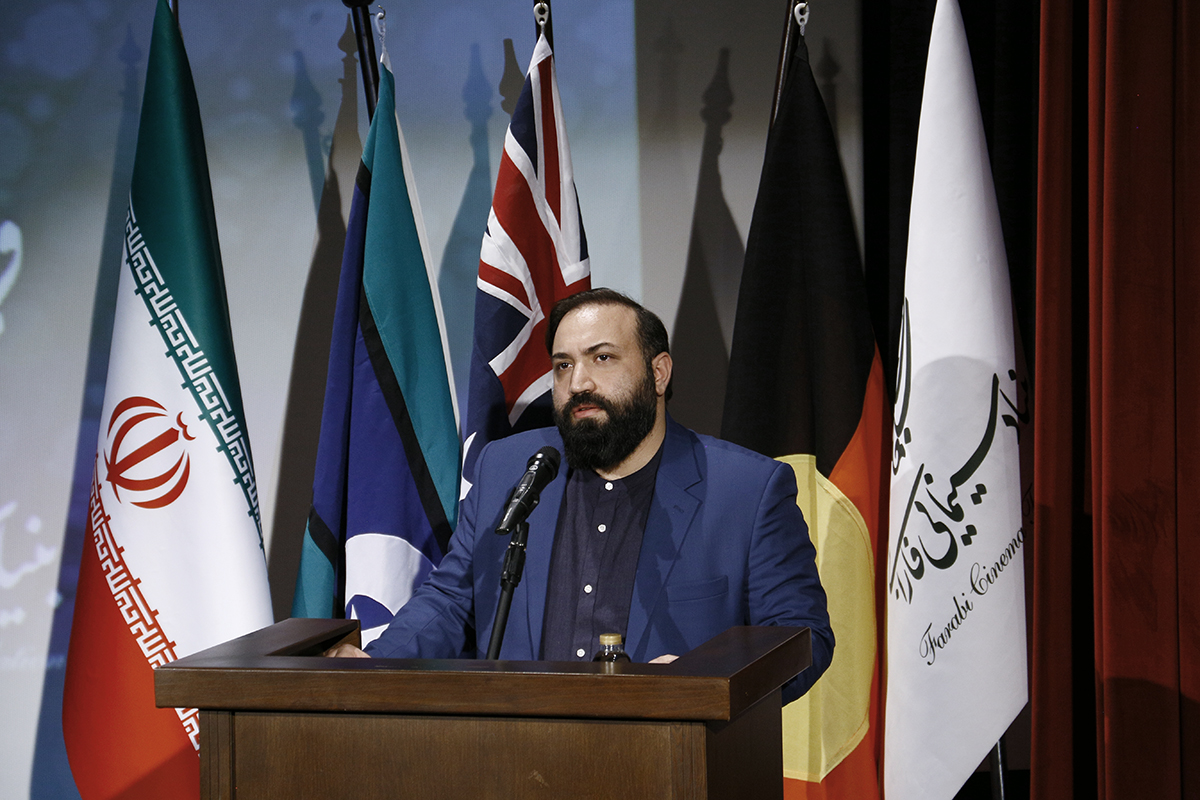 سینما می‌تواند زبان مشترک و فهم مشترک در میان ملت‌ها ایجاد کند/ برنامه‌ریزی برگزاری چندین هفته فیلم خارجی تا پایان سال