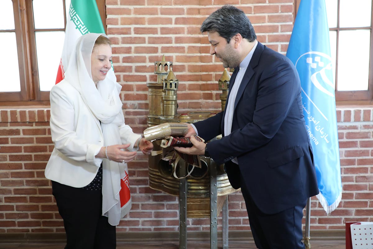 محمد خزاعی در دیدار با وزیر فرهنگ کشور سوریه: ایجاد جبهه متحد تصویری و سینمایی در منطقه اجتناب ناپذیر است/ وزیر فرهنگ سوریه: ایران همیشه برای ما دوست، پشتیبان و یاور بوده است
