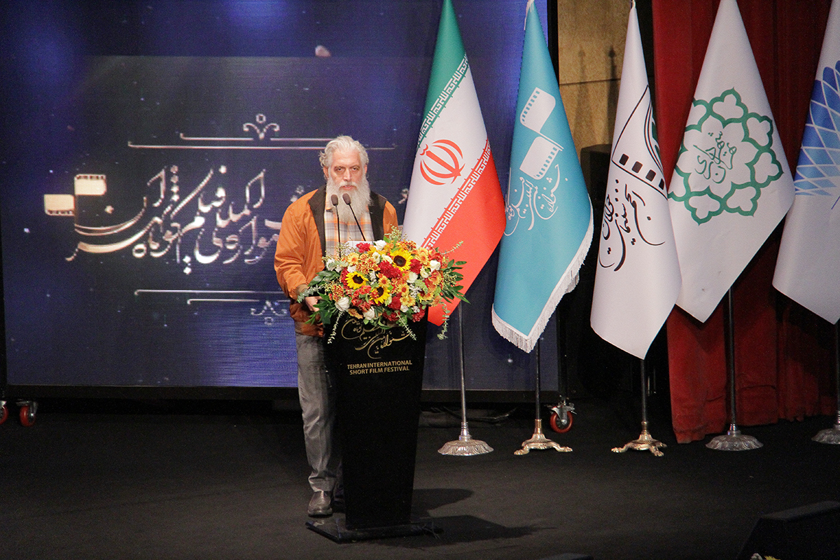 اعتبارنامه فارابی به چهار فیلمساز برای ساخت نخستین فیلم سینمایی