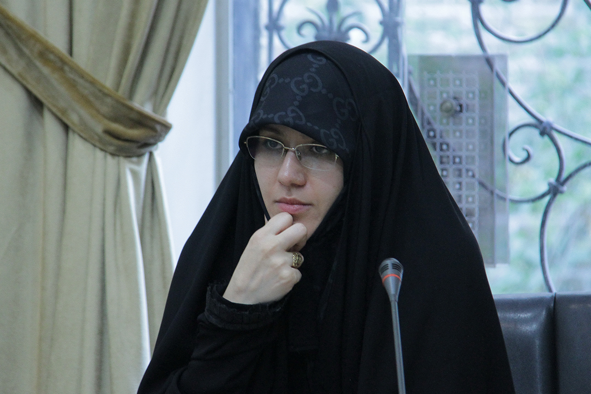 اعضای مجمع ملی خانواده به تماشای «کت چرمی» نشستند