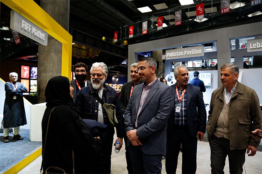 بازدید مدیرعامل بنیاد سینمایی فارابی از خانه جشنواره جهانی فیلم فجر