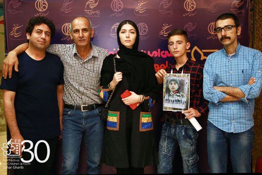 نسترن هاي وحشي در ميان ازدحام مخاطبان به چهارباغ رسيد