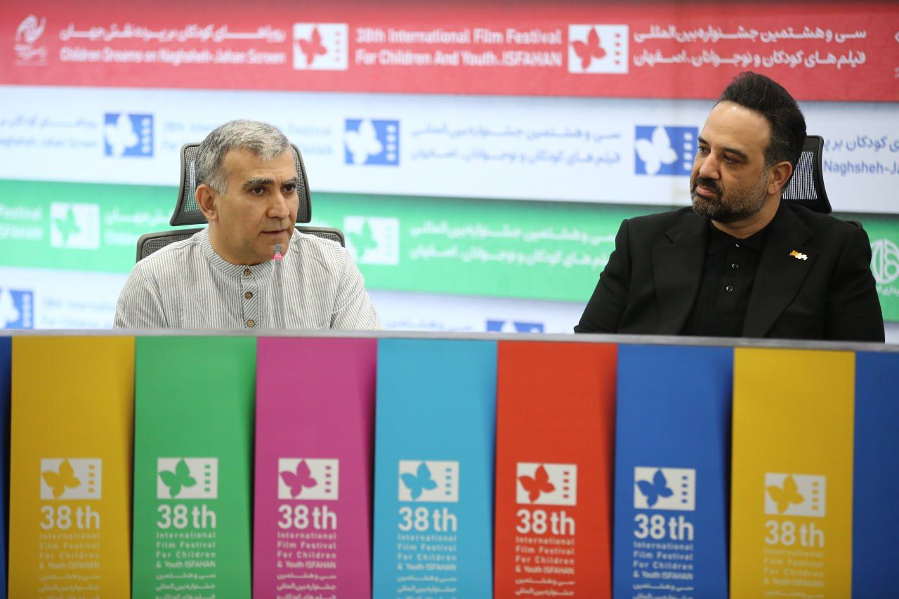 neshast dabir ba filmsazan kodak (10).jpg
