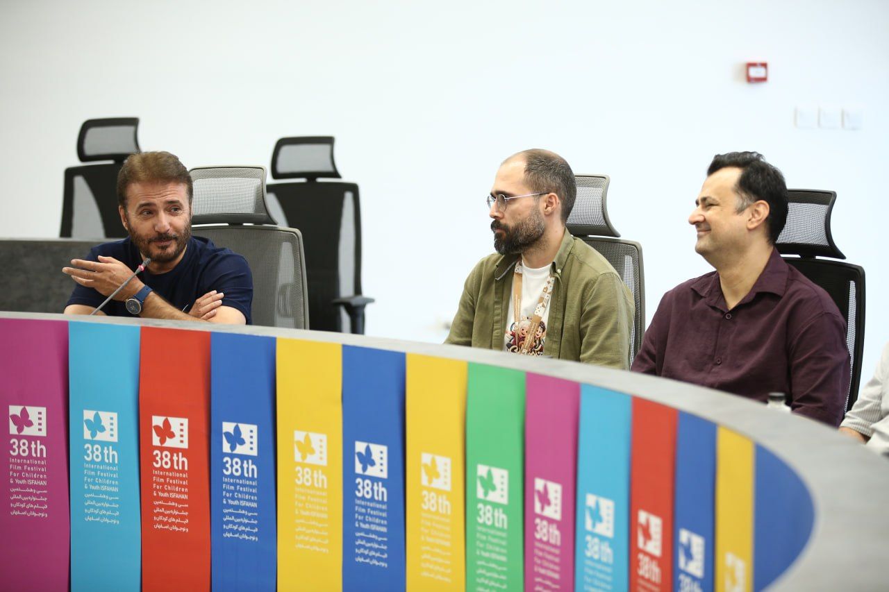 neshast dabir ba filmsazan kodak (4).jpg