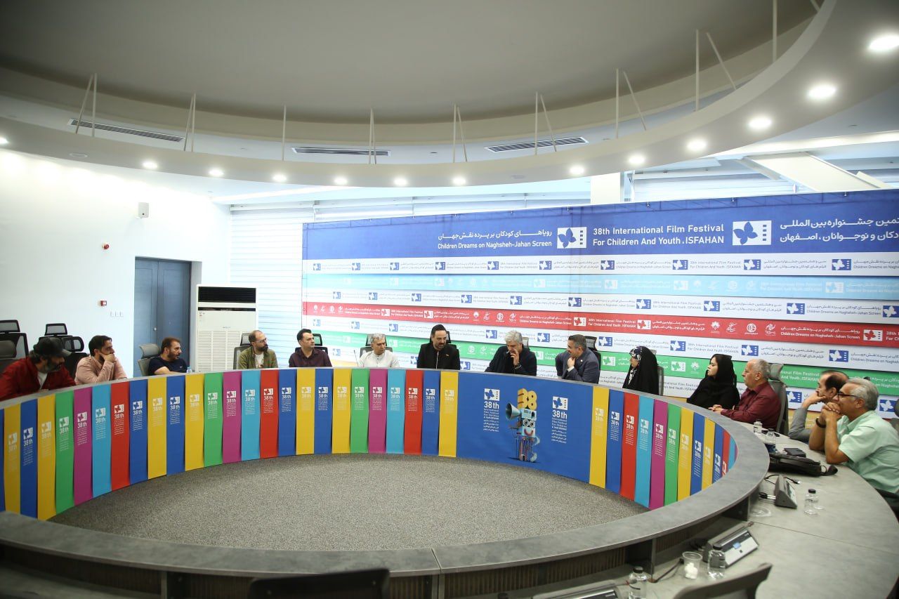 neshast dabir ba filmsazan kodak (6).jpg