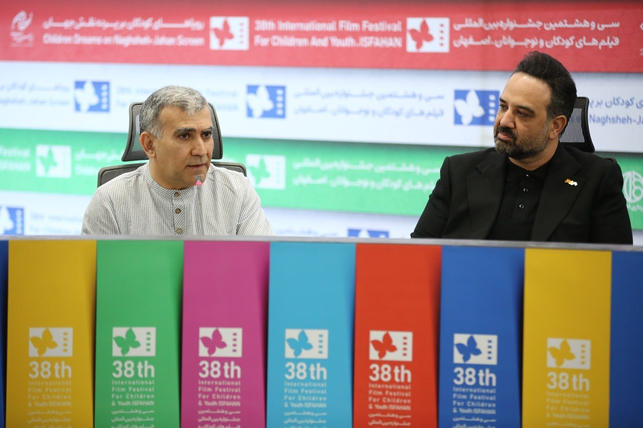 neshast dabir ba filmsazan nojavan kodak38 (10).jpg