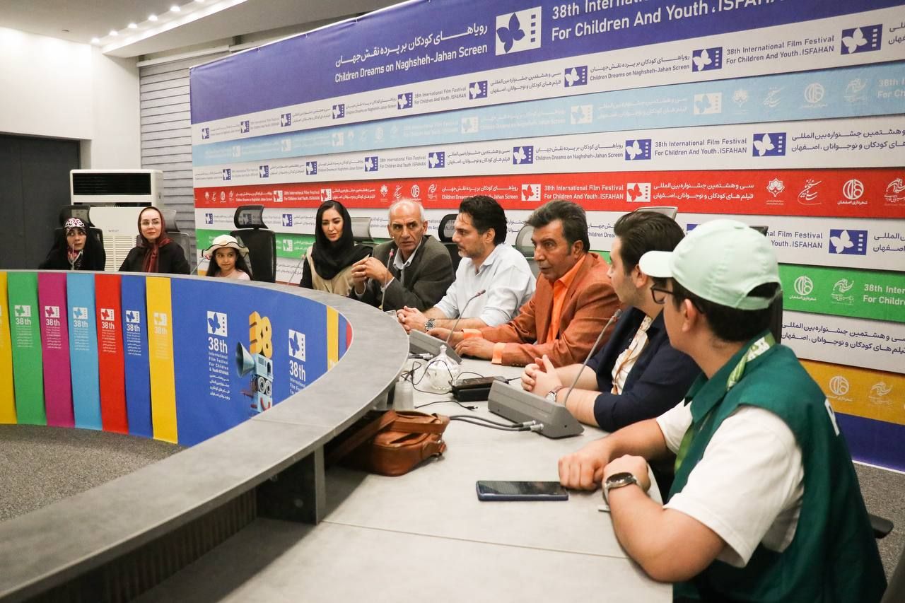 pelke parishan parvaneh (1).jpg
