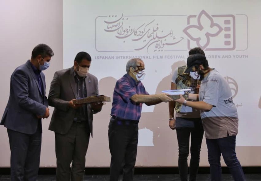 roze-meli-cinema-esfahan-4