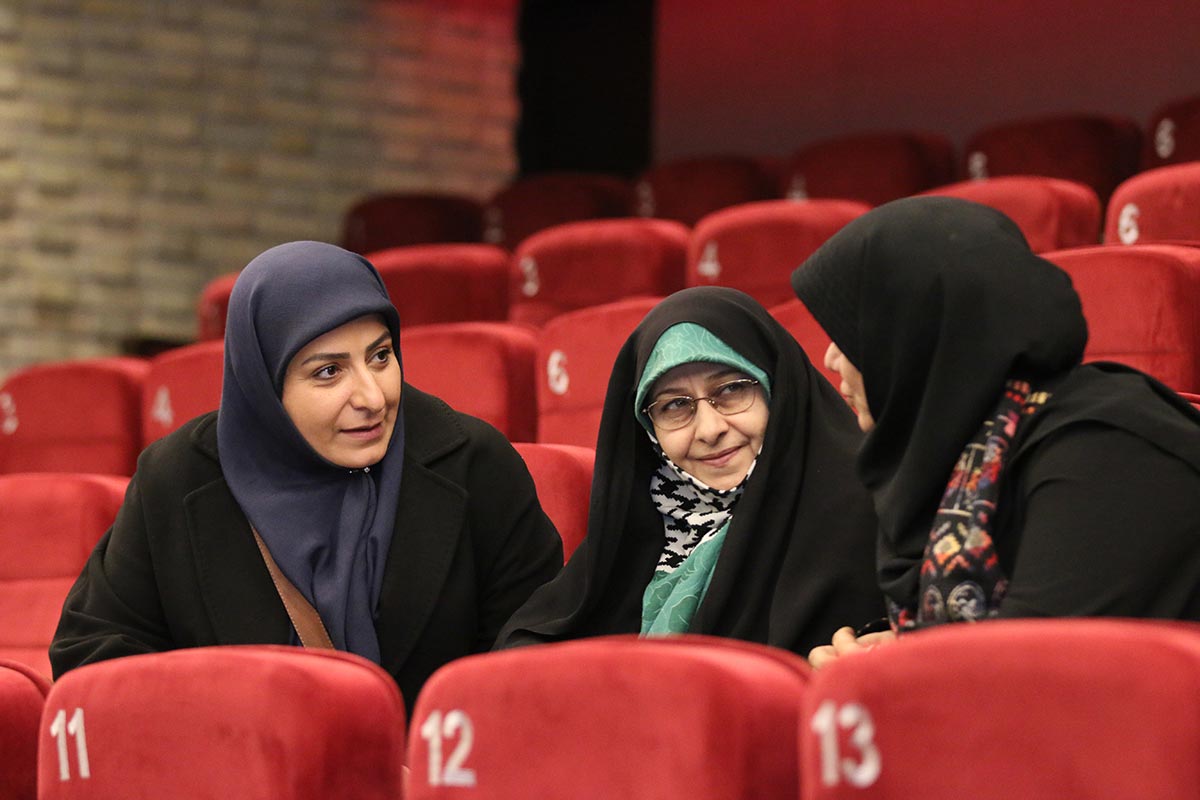 roznegar 17 bahman (12)