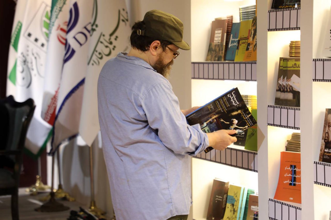 farabi. namayeshgah ketab35 (3)