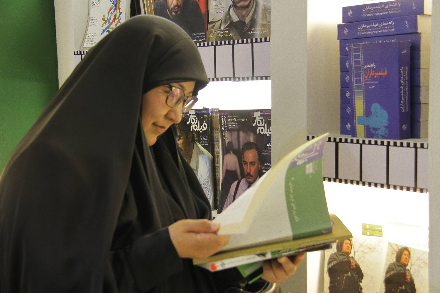 farabi namyeshgah ketab rooz 4 (9)
