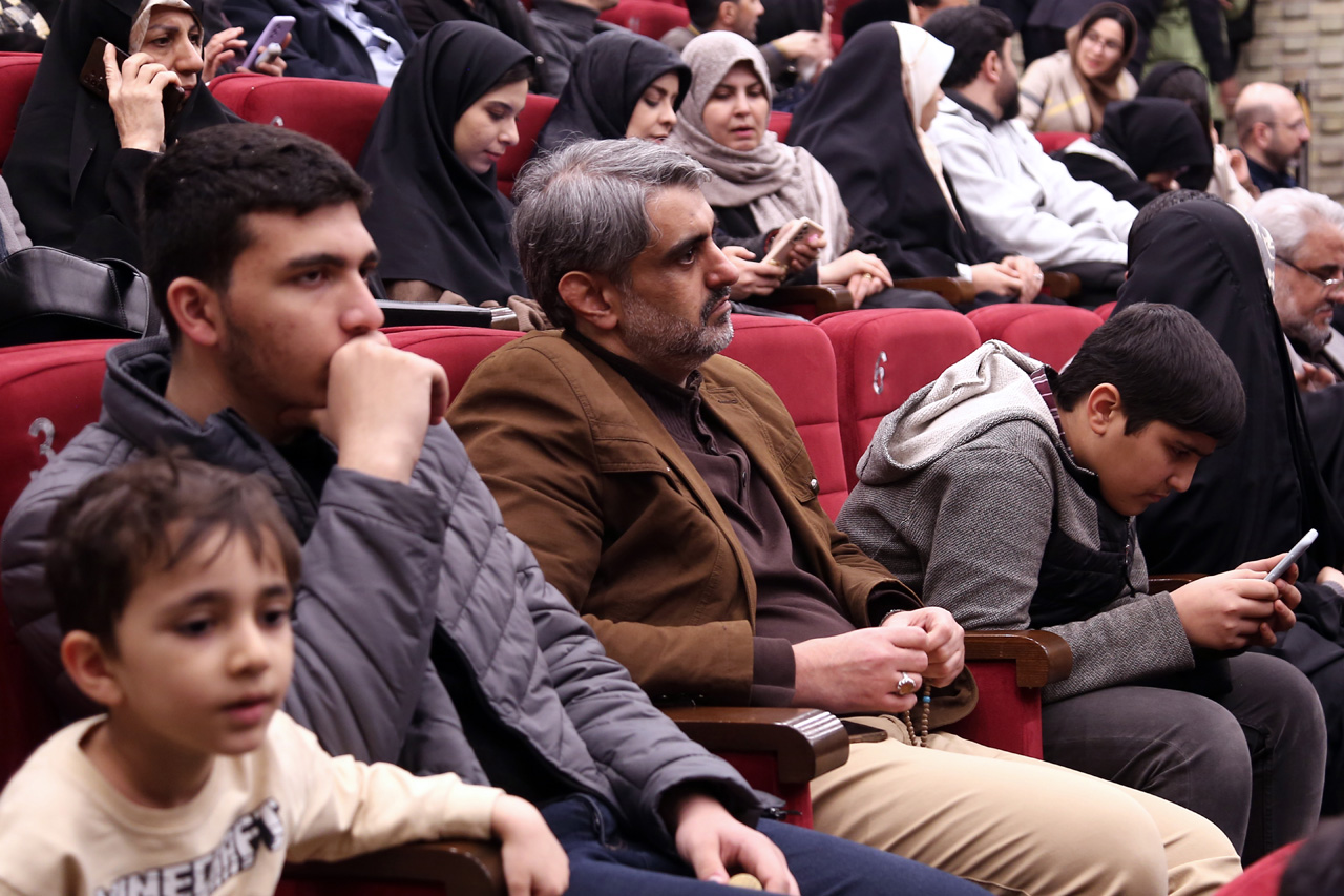 carvash. moaven eghtesadi (8)