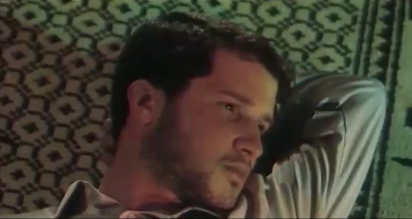 زیر نور ماه
